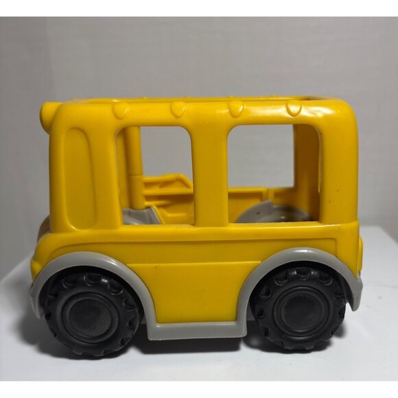 Fisher Price Little People Yellow School Bus Toy 2003 - Picture 4 of 7
